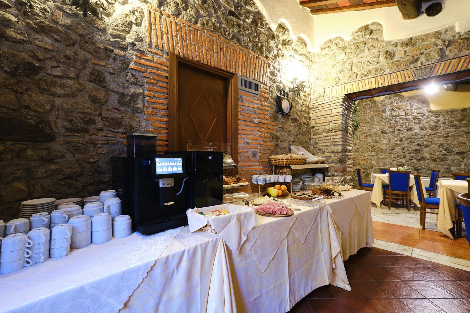 Albergo Della Posta Bracciano  Exterior photo